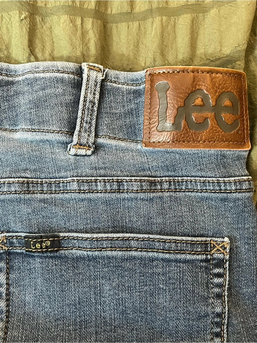 Lee Extreme Motion Men’s 38x32 Straight Fit Jeans Blue Denim
